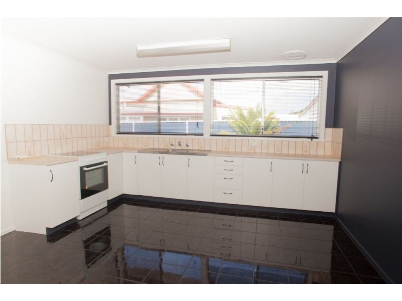 18 Charles Street, Ulverstone TAS 7315