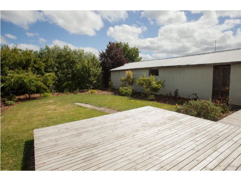 18 Charles Street, Ulverstone TAS 7315
