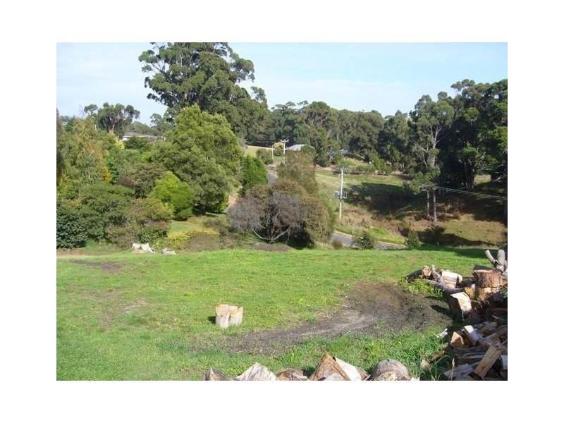 61 Deviation Road, Penguin TAS 7316