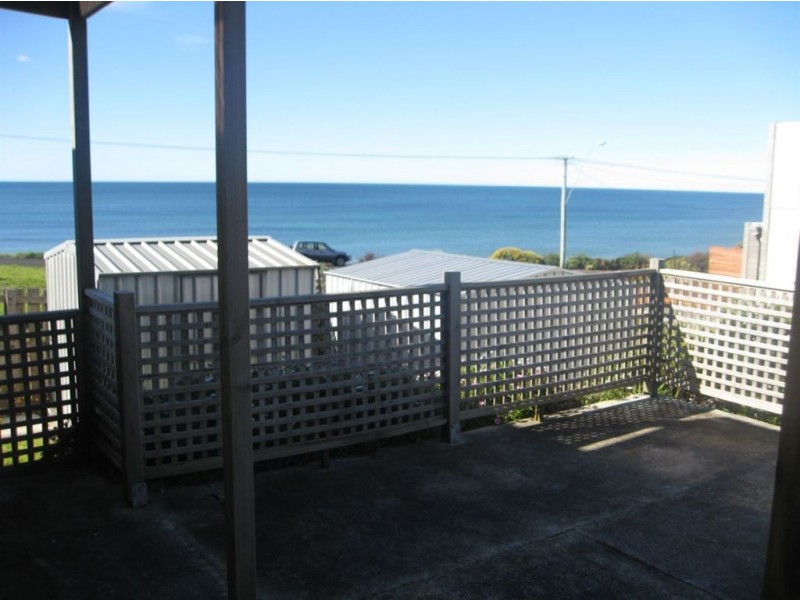 1/1 Kentish Street, Penguin TAS 7316
