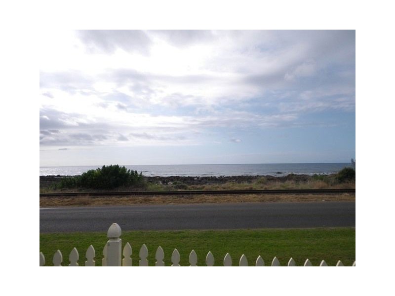 246 Main Road, Penguin TAS 7316