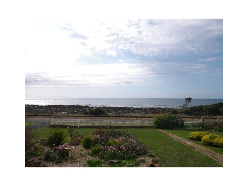 246 Main Road, Penguin TAS 7316