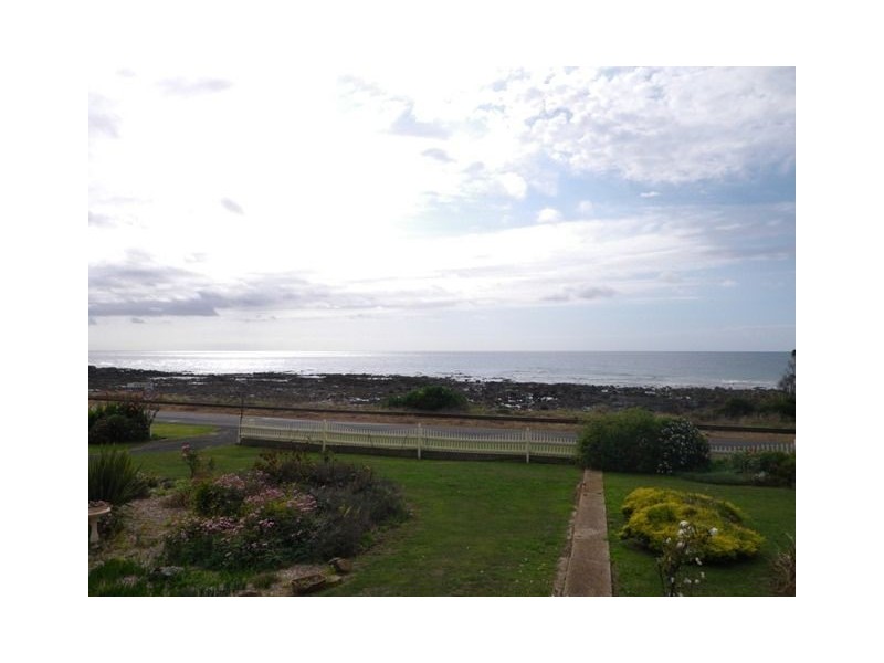 246 Main Road, Penguin TAS 7316