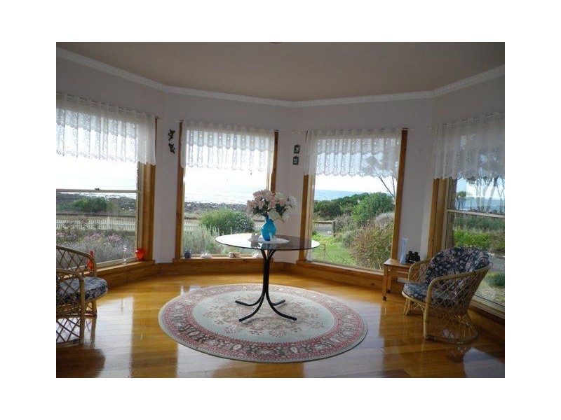 246 Main Road, Penguin TAS 7316