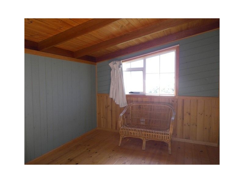 1 Main Road, Penguin TAS 7316