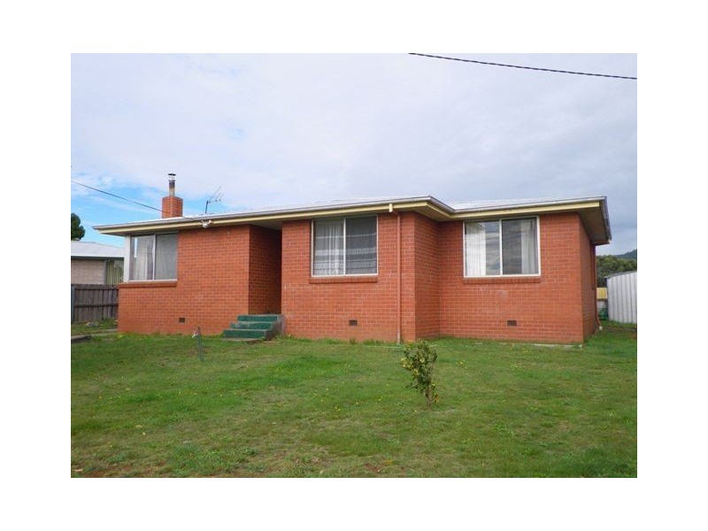 10 Ling Street, Penguin TAS 7316