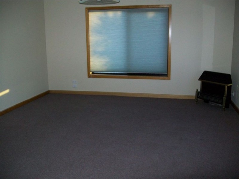 24 Ashwater Crescent, Penguin TAS 7316