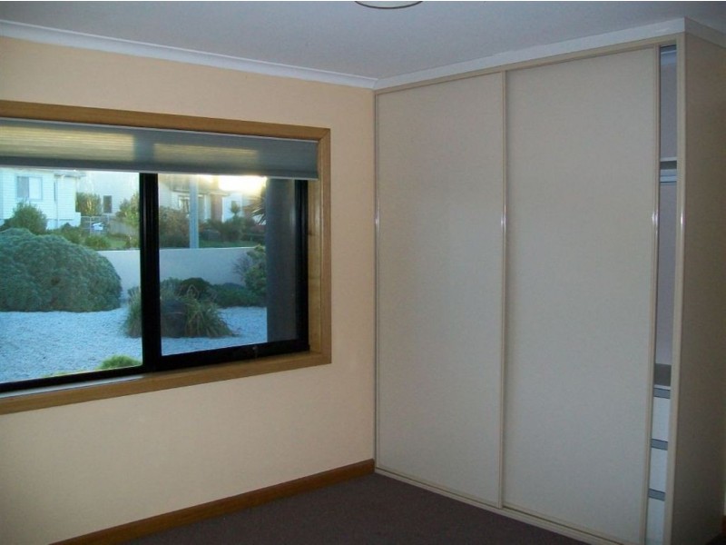 24 Ashwater Crescent, Penguin TAS 7316
