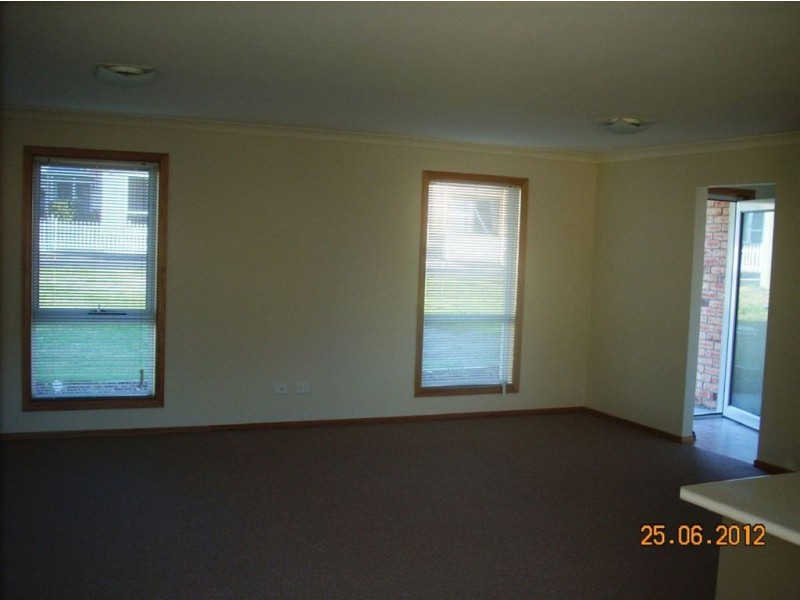 2/11 Ihlata Street, Ulverstone TAS 7315