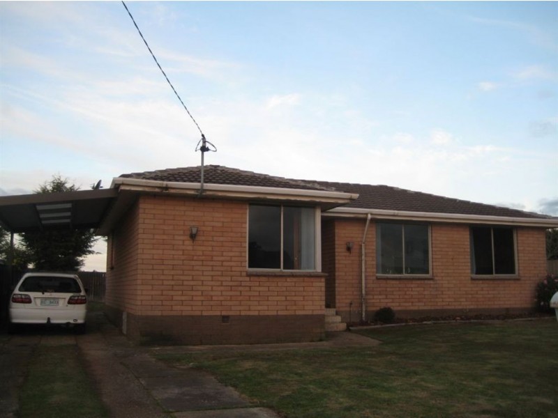 17 Yaxley Street, Penguin TAS 7316