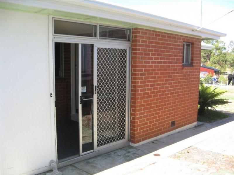 133 South Road, Penguin TAS 7316