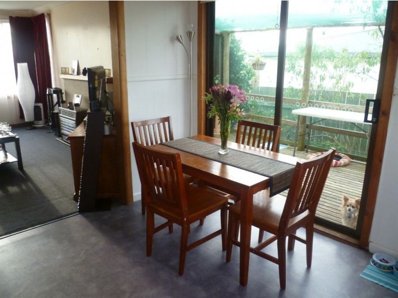 71 South Road, Penguin TAS 7316