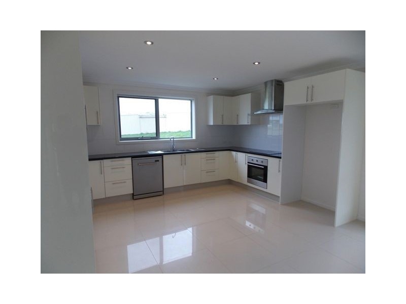 25 Hales Street, Penguin TAS 7316