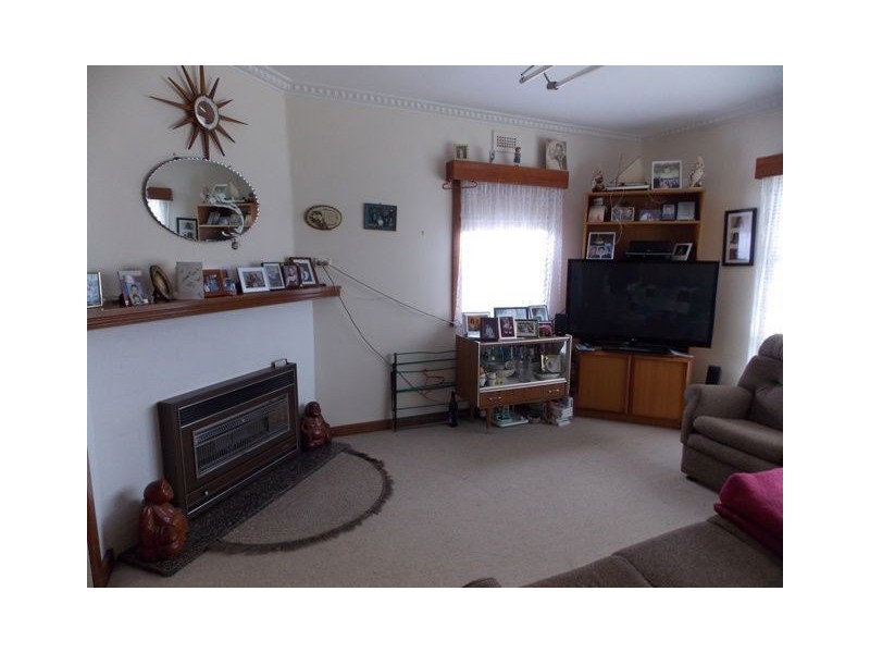 2 Browns Lane, Penguin TAS 7316