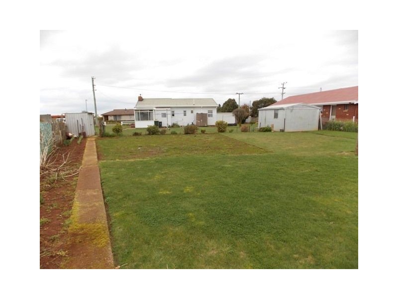 2 Browns Lane, Penguin TAS 7316