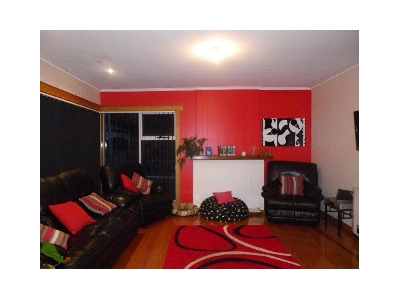 4 Elizabeth Street, Penguin TAS 7316