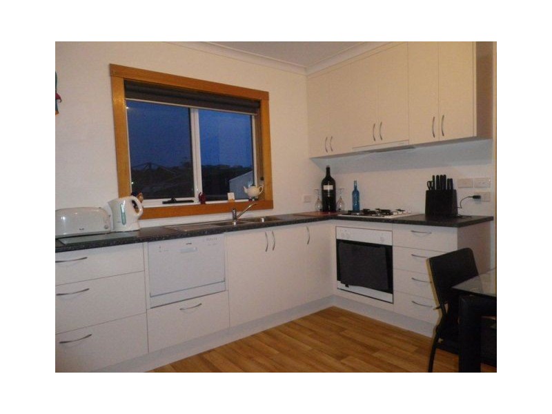 4 Elizabeth Street, Penguin TAS 7316