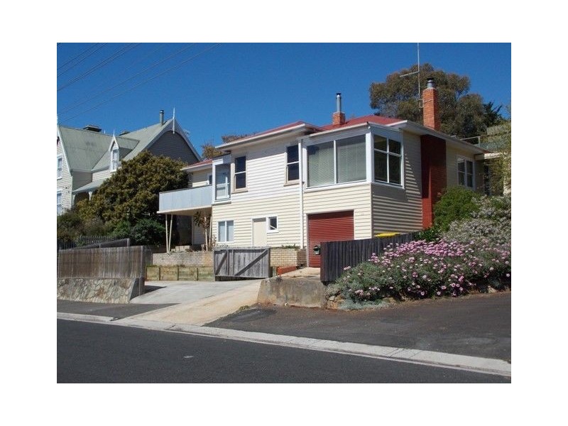 22 King Edward Street, Penguin TAS 7316