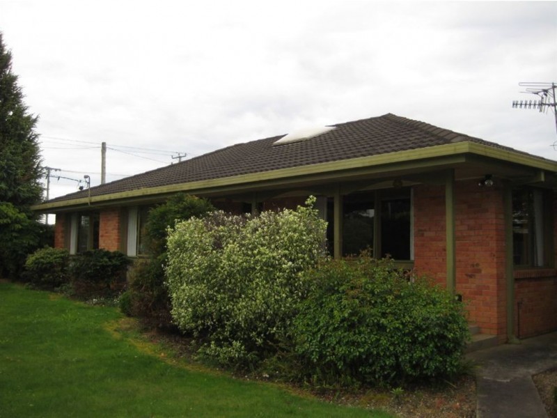 101 South Road, Penguin TAS 7316