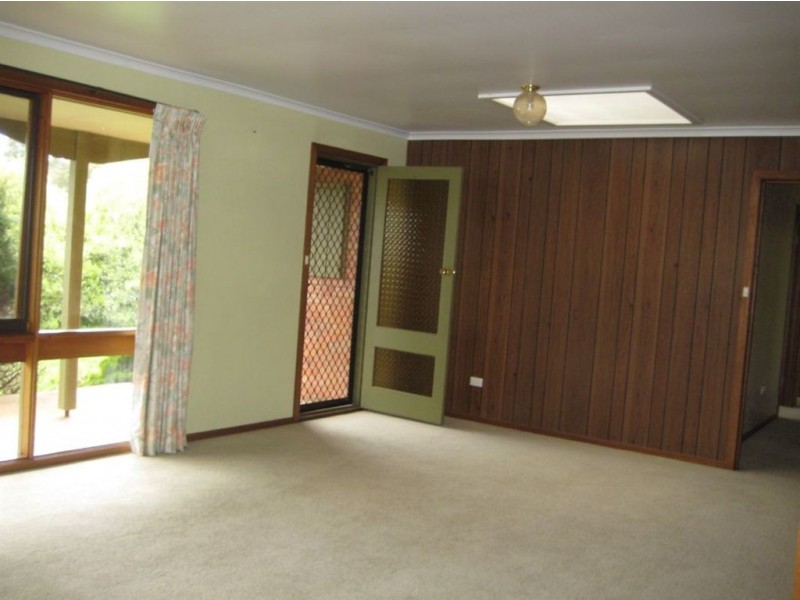 101 South Road, Penguin TAS 7316