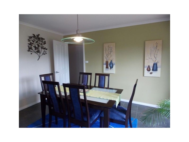 11 Evelyn Street, Penguin TAS 7316