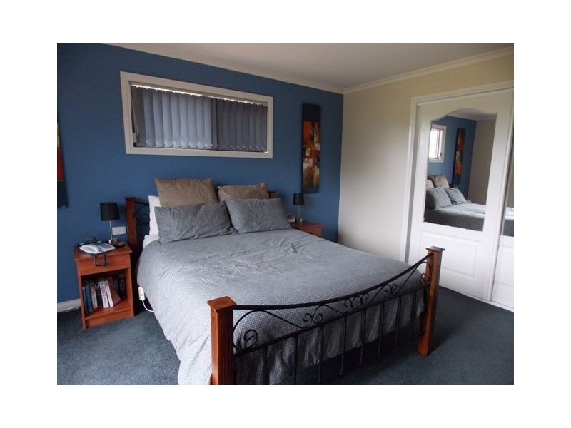 11 Evelyn Street, Penguin TAS 7316