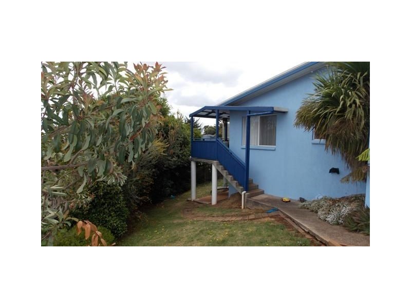 15 Quinn Street, Penguin TAS 7316