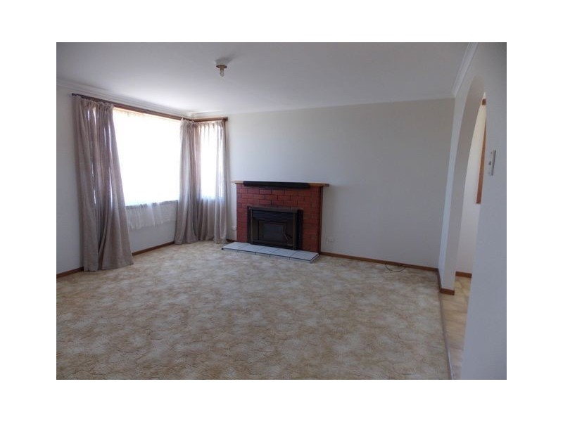 10 Ling Street, Penguin TAS 7316