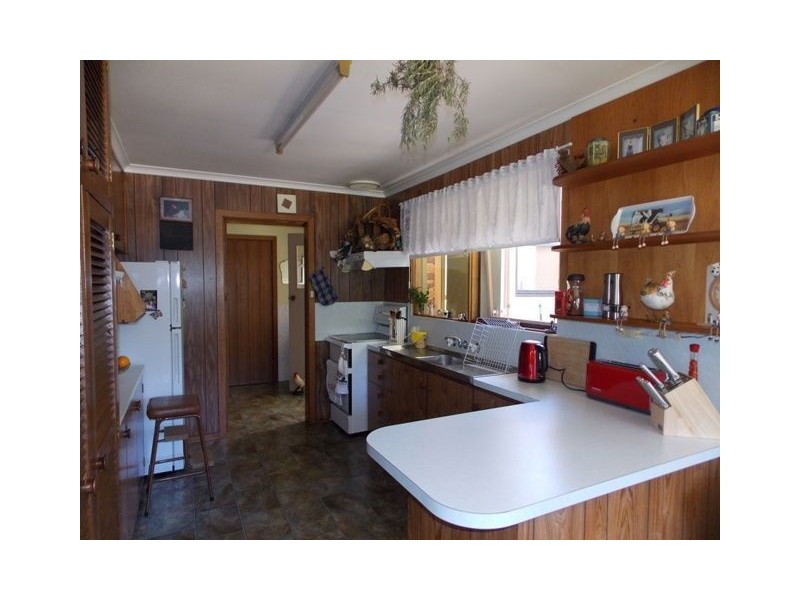 101 South Road, Penguin TAS 7316