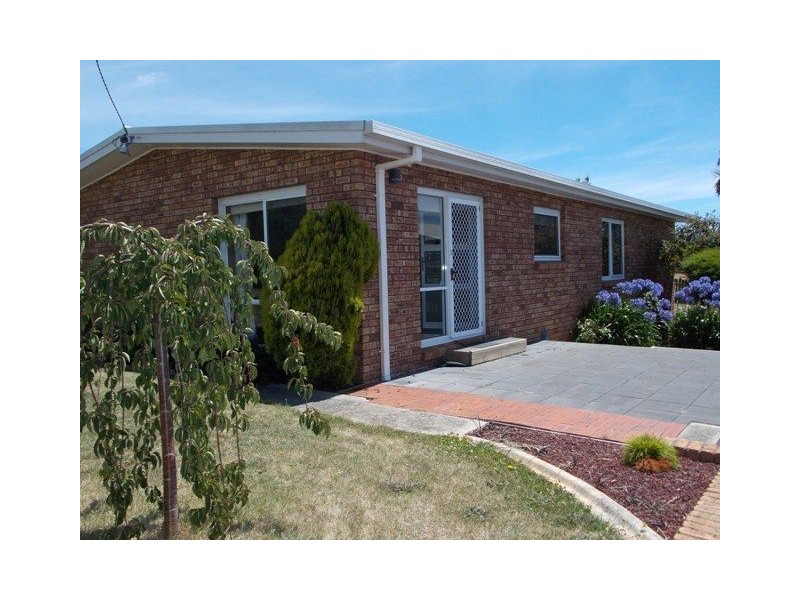 2 Fielding Street, Penguin TAS 7316