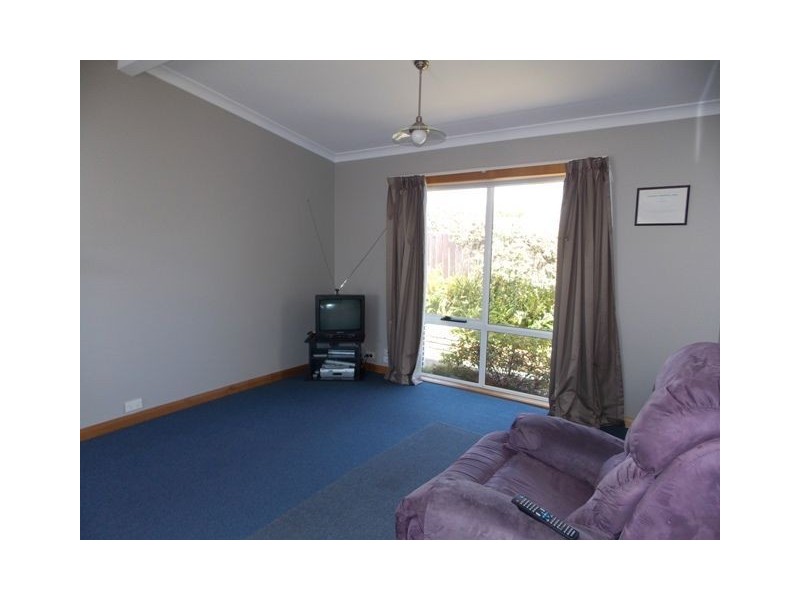 2 Fielding Street, Penguin TAS 7316