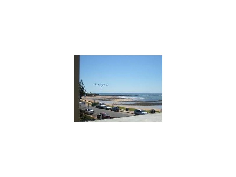 2/76 Main Road, Penguin TAS 7316