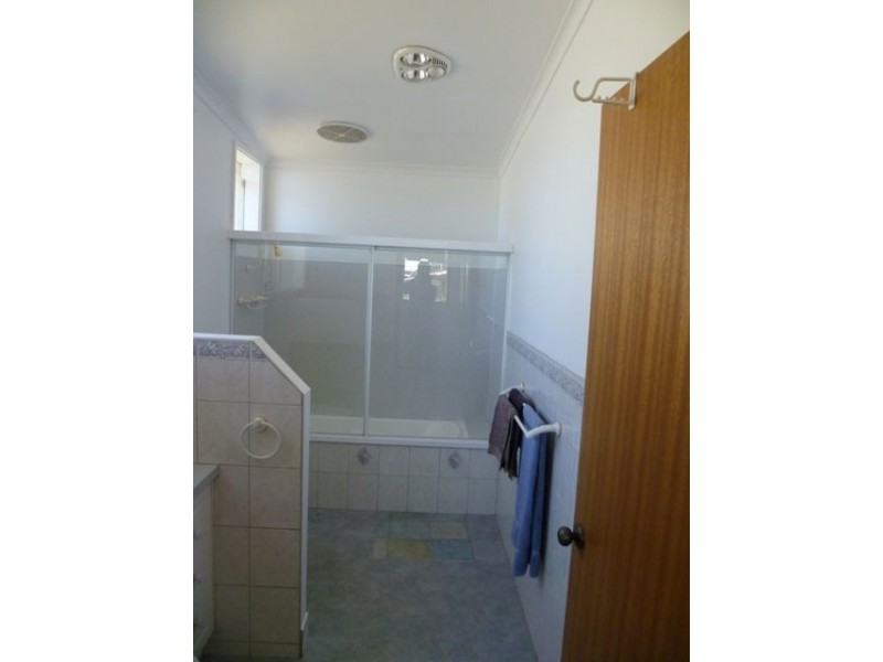 25 Pineleigh Street, Penguin TAS 7316