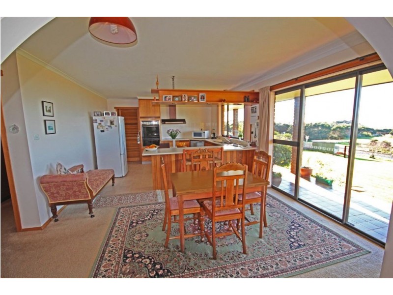404 Penguin Road, Ulverstone TAS 7315