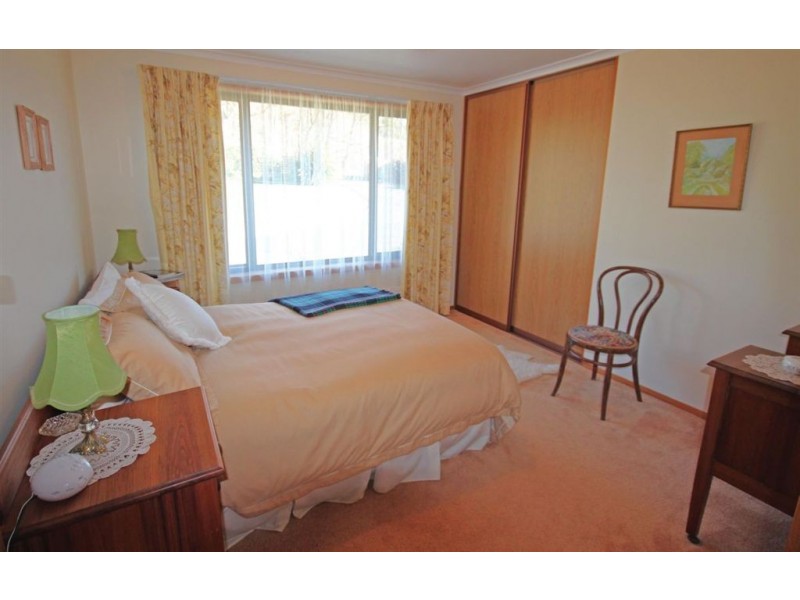 404 Penguin Road, Ulverstone TAS 7315