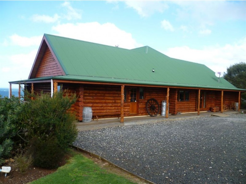 12 Robertsons Road, West Ulverstone TAS 7315