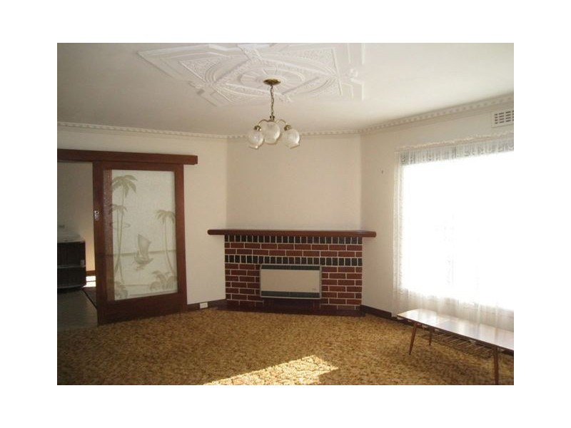 12 Elizabeth Street, Penguin TAS 7316