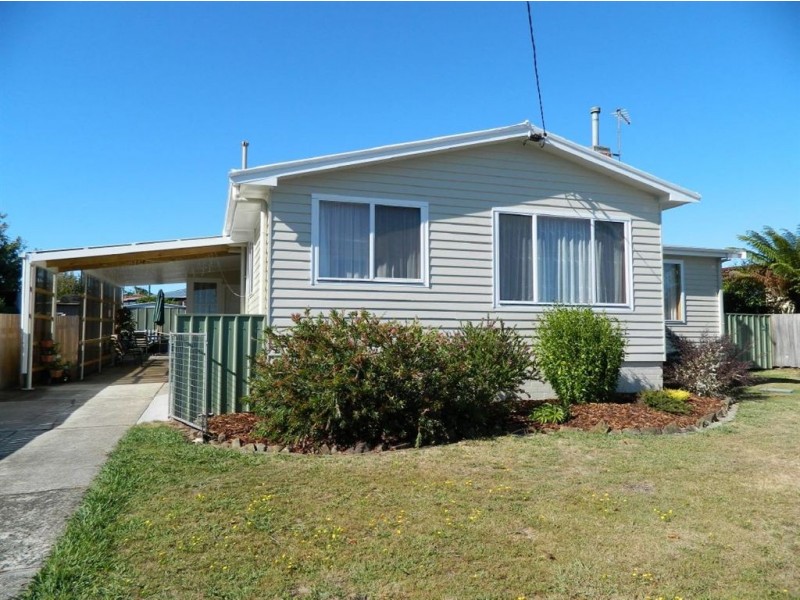 18 Smith Street, Ulverstone TAS 7315