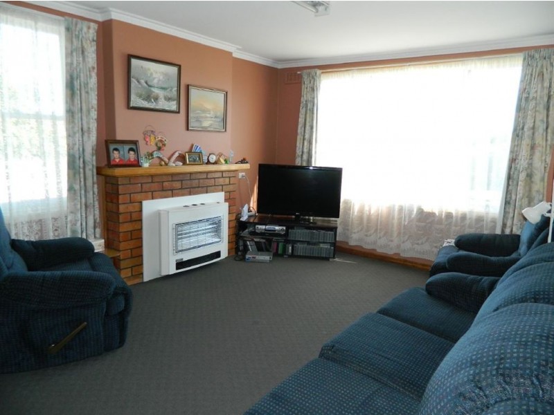 18 Smith Street, Ulverstone TAS 7315