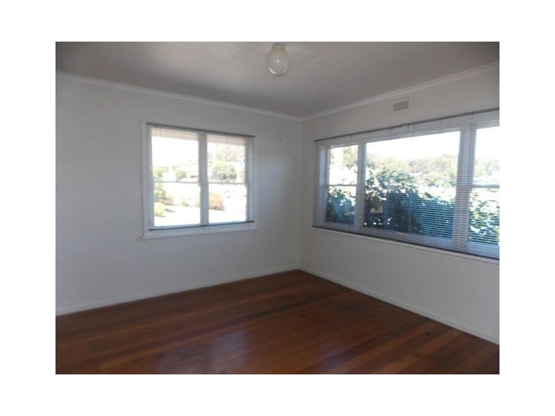 3 South Road, Penguin TAS 7316
