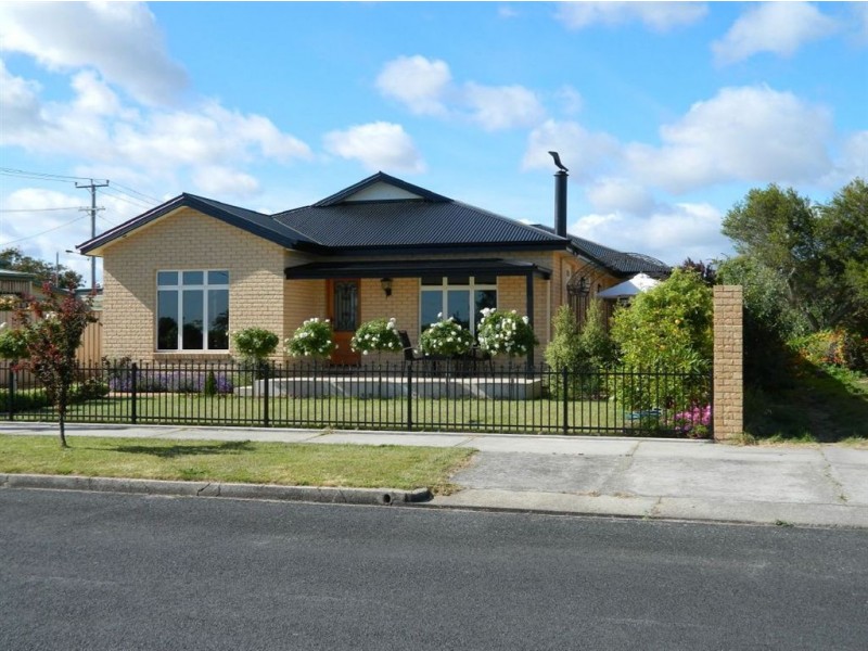 38 Water Street, Ulverstone TAS 7315