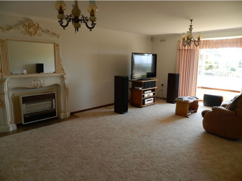 247 Penguin Road, Ulverstone TAS 7315