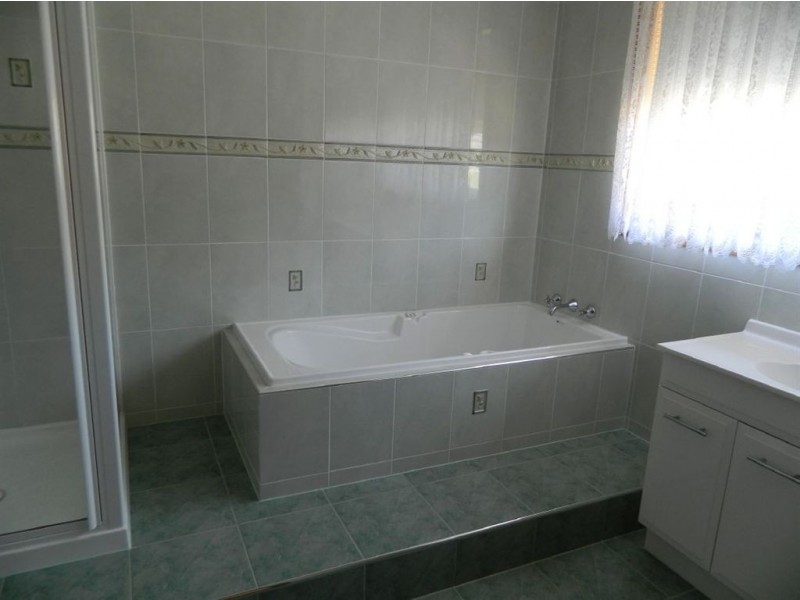 247 Penguin Road, Ulverstone TAS 7315