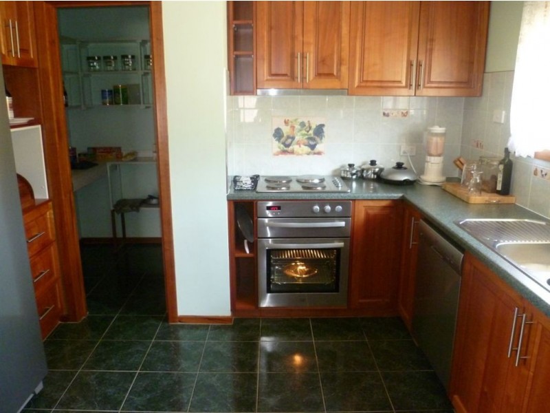 247 Penguin Road, Ulverstone TAS 7315