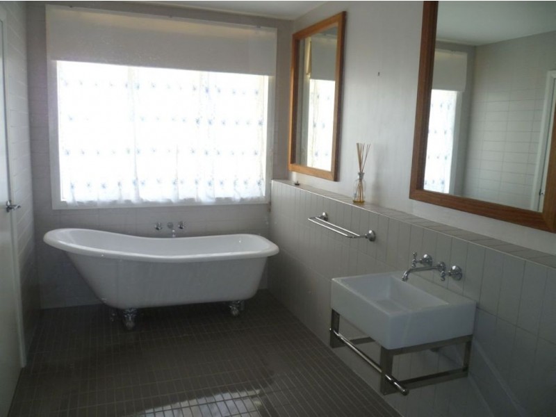2 Whitegum Way, Turners Beach TAS 7315