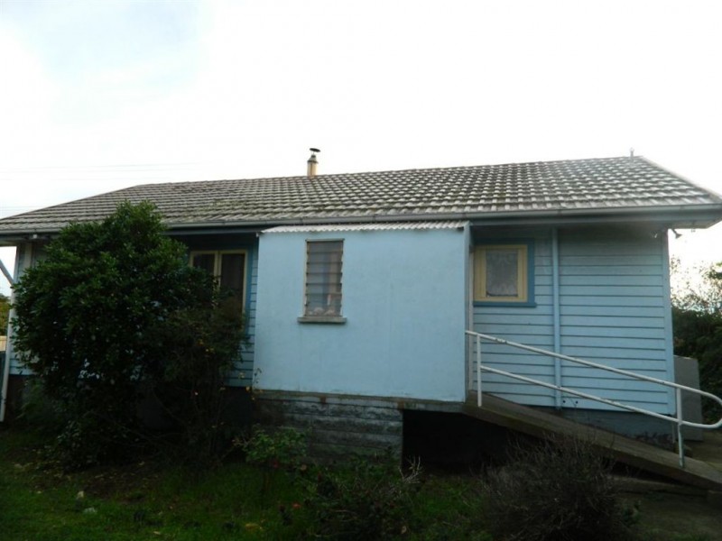 33 Penguin Road, Ulverstone TAS 7315