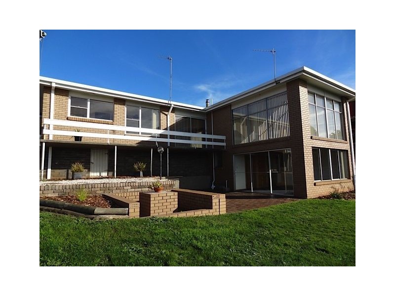 13 Burnett Crescent, Ulverstone TAS 7315