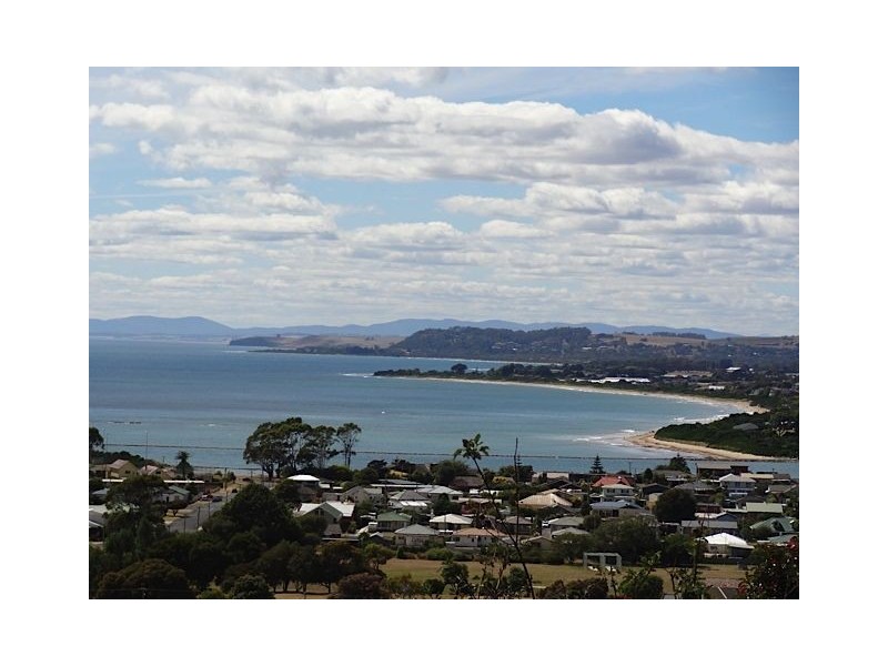 13 Burnett Crescent, Ulverstone TAS 7315