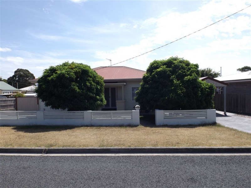 1/12 Walker Street, Ulverstone TAS 7315