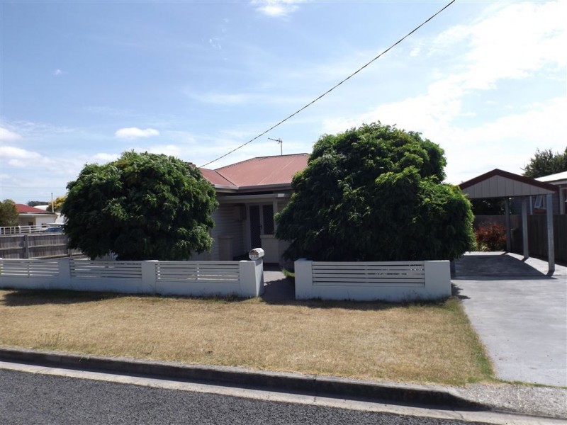 1/12 Walker Street, Ulverstone TAS 7315